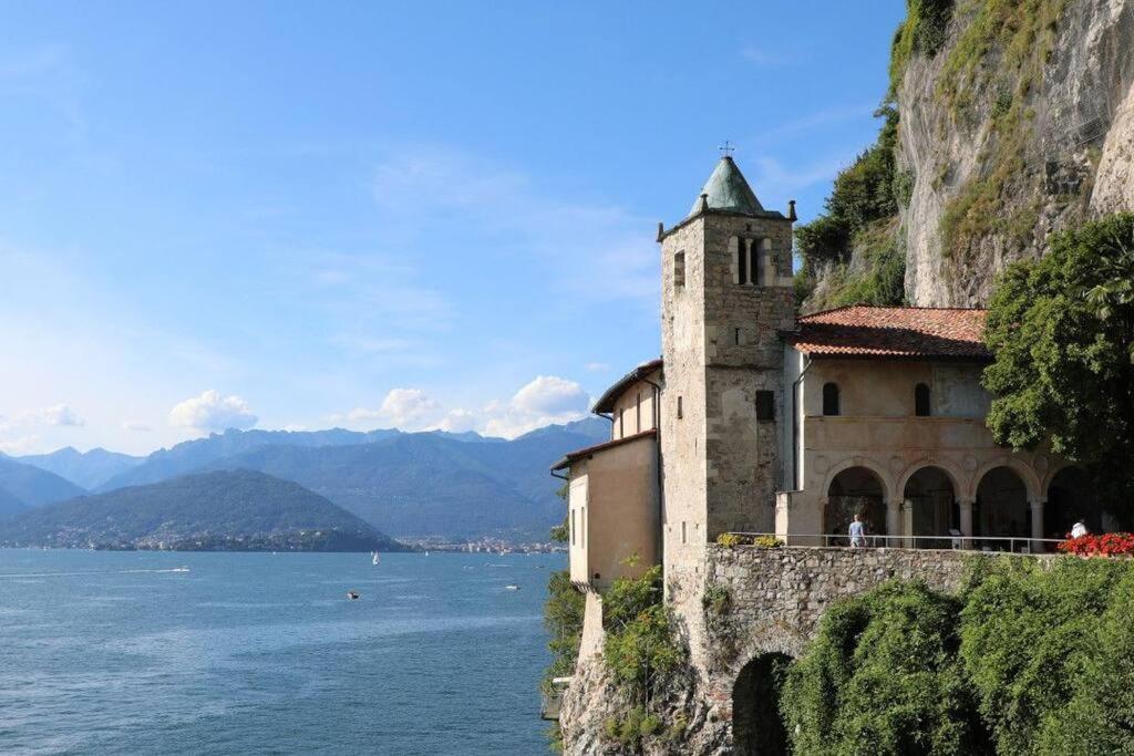 Lago Maggiore, Leggiuno, Ampio Appartamento Extérieur photo