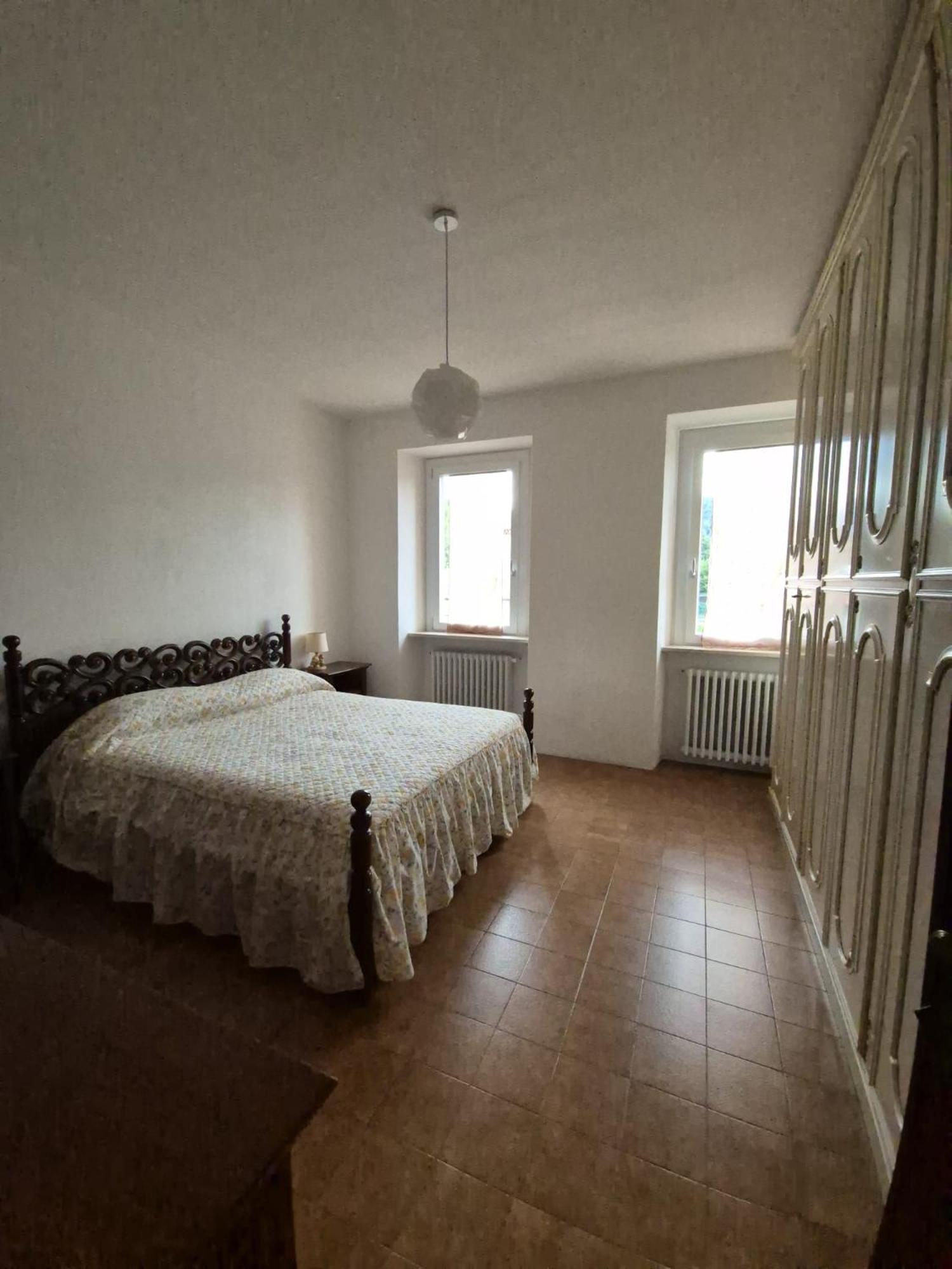 Lago Maggiore, Leggiuno, Ampio Appartamento Extérieur photo