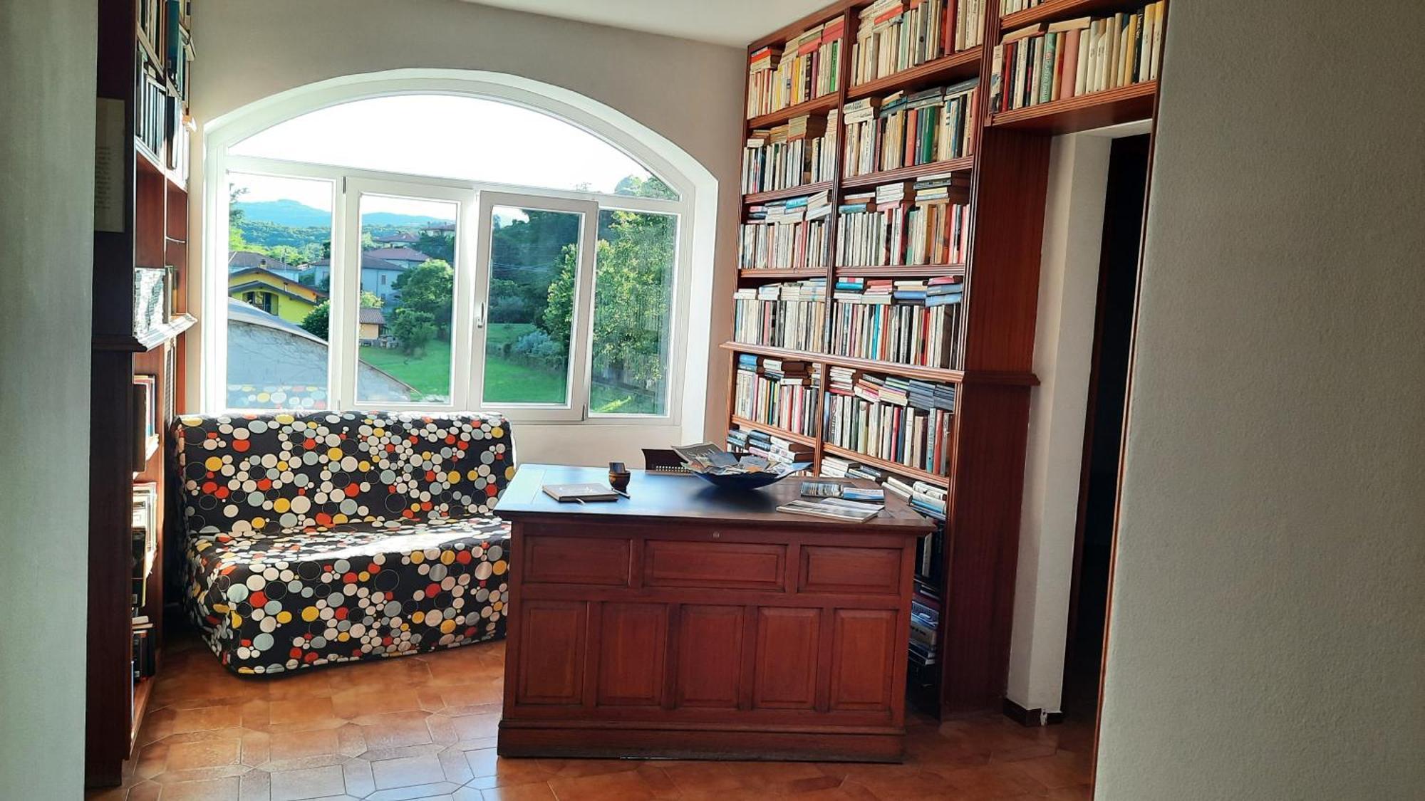 Lago Maggiore, Leggiuno, Ampio Appartamento Extérieur photo
